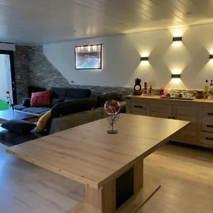 joli-loft-dans-villa-a-cornas.hotels-rhonealpes.com/